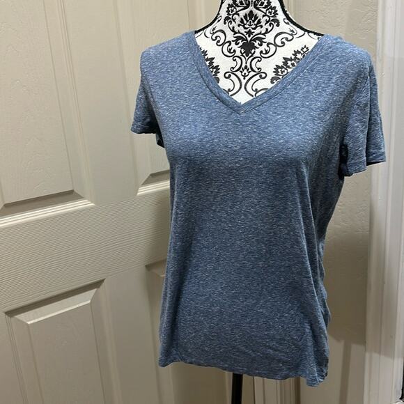 Mossimo Blue V Neck T-Shirt L and Grey shirt S bundle - Picture 1 of 4